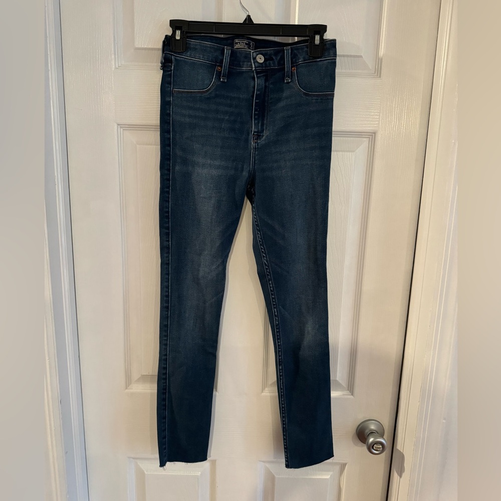 A&F Simone High Rise Jean Ankle Legging
